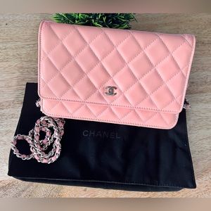 CHANEL WOC (WALLET ON CHAIN)